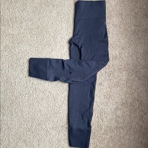 Grey lululemon leggings